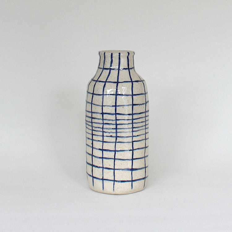 Bottle Vase, Grid